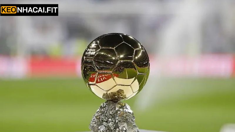 Quả Bóng Vàng 2024 - Cuộc Đua Của Những Ngôi Sao Sân Cỏ 1 Thông tin cơ bản về giải thưởng danh dự của làng túc cầu